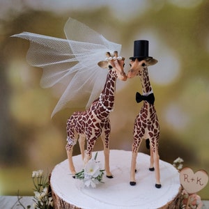 Jirafa pastel de bodas topper-animal-torta de bodas topper-jirafa-boda-recién casados-novia y novio-torta topper-personalizado-jungle-zoo-safari