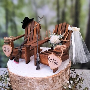 Hunting theme wedding cake topper deer antlers moose antlers bride groom camouflage guns rifle elegant Adirondack miniature chairs wood love