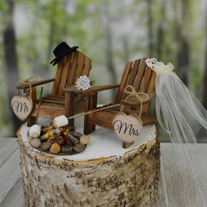 Roasting marshmallows wedding cake topper camping s'mores themed fire pit wedding marshmallow on sticks Mr&Mrs wedding signs country wedding