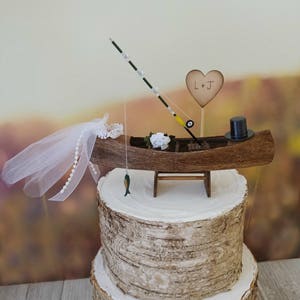 Canoe-boat-wedding-cake topper-rustic-fishing-woodland-fisherman-row boat-bride-groom-Mr and Mrs-country-hunting-camo-custom-ivory veil