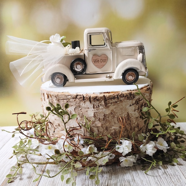 Metal truck wedding cake topper ivory retro old fashioned vintage classic Birde and groom rustic style wedding cake topper barn wedding