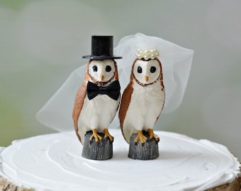 snow owl-barn owl-barn-wedding-cake topper-county wedding-owl lover-bride and groom-fall-winter-clay-ivory veil-rustic-Mr and Mrs-owl topper