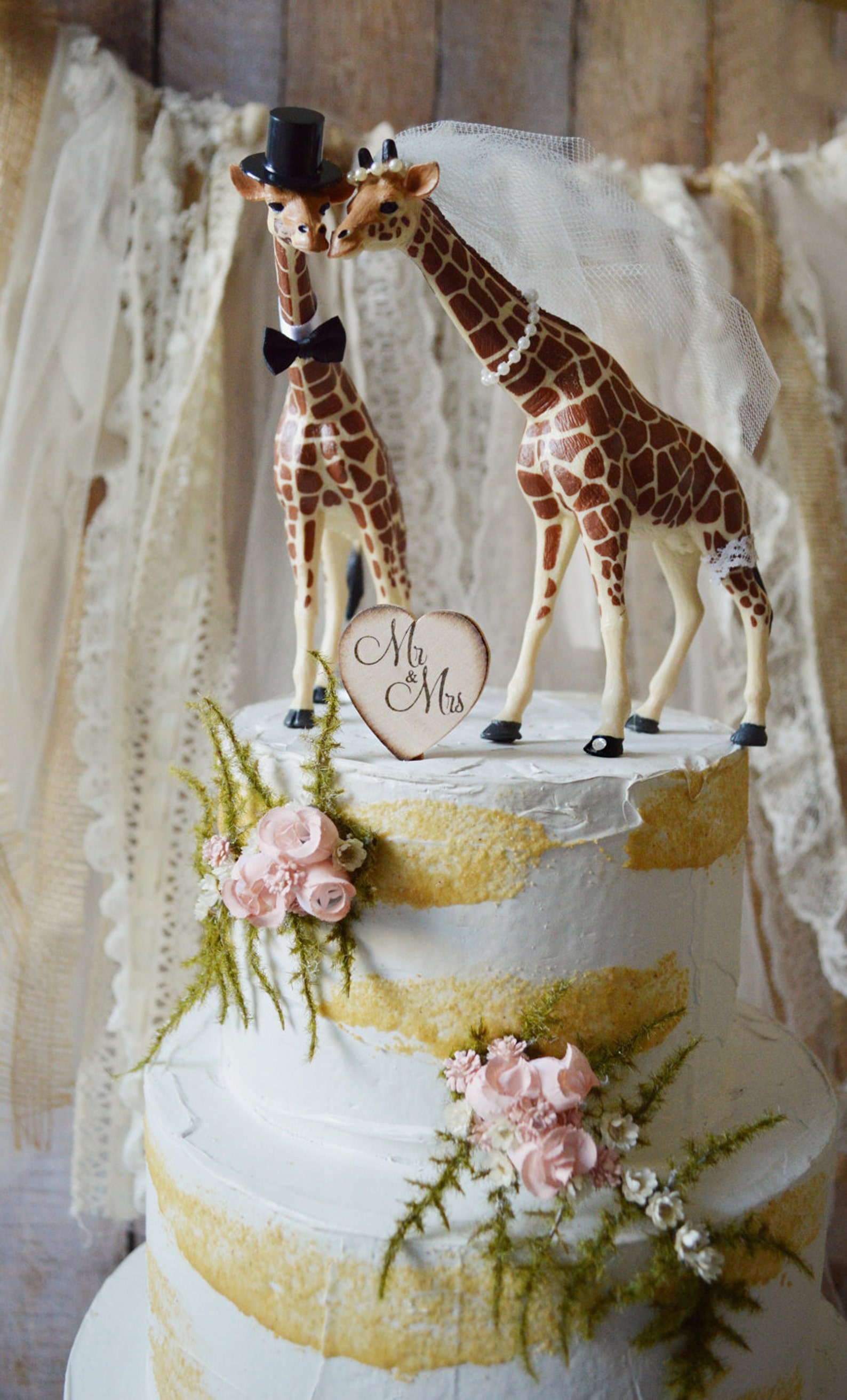 Giraffe wedding cake topperanimalwedding cake Etsy