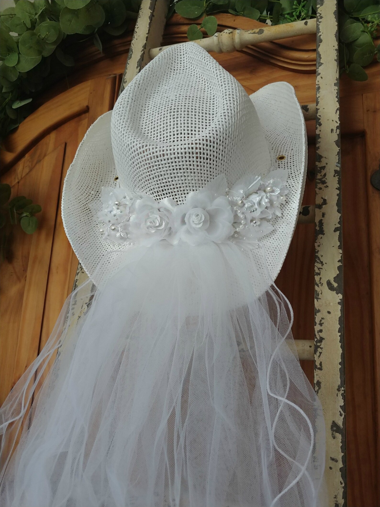 Cowgirl hat-Bridal Cowgirl Ceremony Hat-western wedding-rustic | Etsy Cowgirl hat-Bridal Cowgirl Ceremony Hat-western wedding-rustic | Etsy