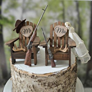 Hunting themed wedding cake topper bride groom hunters shotguns rifle antler rack Adirondack chairs camping fishing camouflage deer hunter image 3