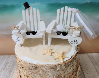 Alasum 2Pcs Miniature Beach Chair Ornaments, Coastal Home Decor With, White Plastic Mini Chairs For Office, Room, Poolside, Or Beach House