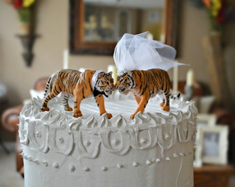 Tiger-bride-groom-wedding-cake topper-Mr and Mrs-zoo wedding-tiger lover-cat-jungle-animal-woodland-circus-tiger wedding-zoo wedding-cat-