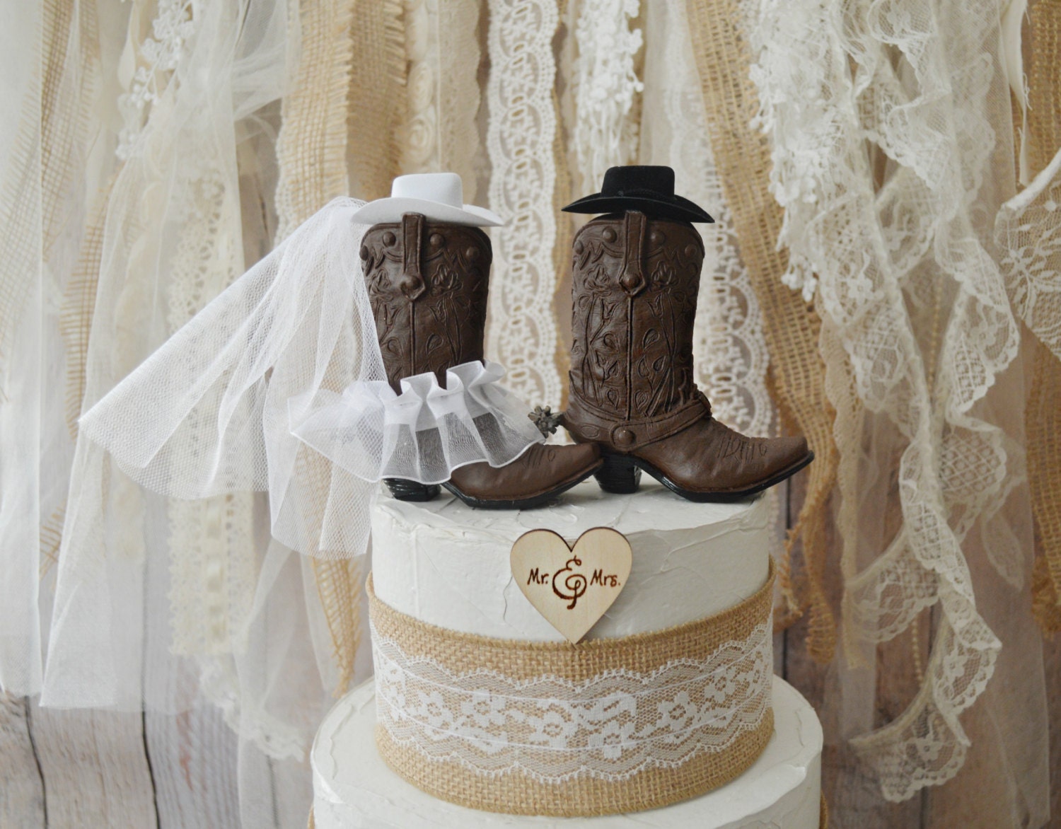 Adorno para tarta de boda estilo western: botas de vaquero/vaquera, novio/ novia estilo western, sombrero de vaquero, decoración rústica campestre para  boda de Sr. y Sra. - Etsy México, image size:1500x1172