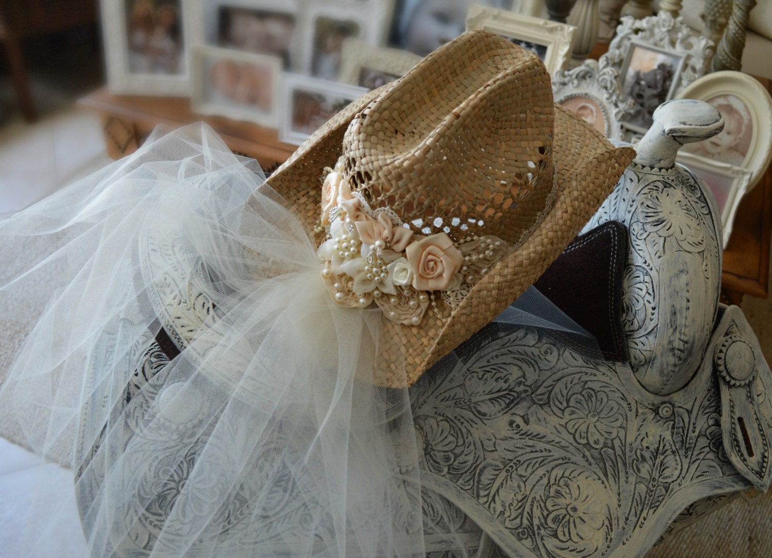 Ivory western wedding hat with veil attached, comfort stretch band inside, sz L White Bridal Cowgirl Hat With Veil – Stag & Hen main image 2