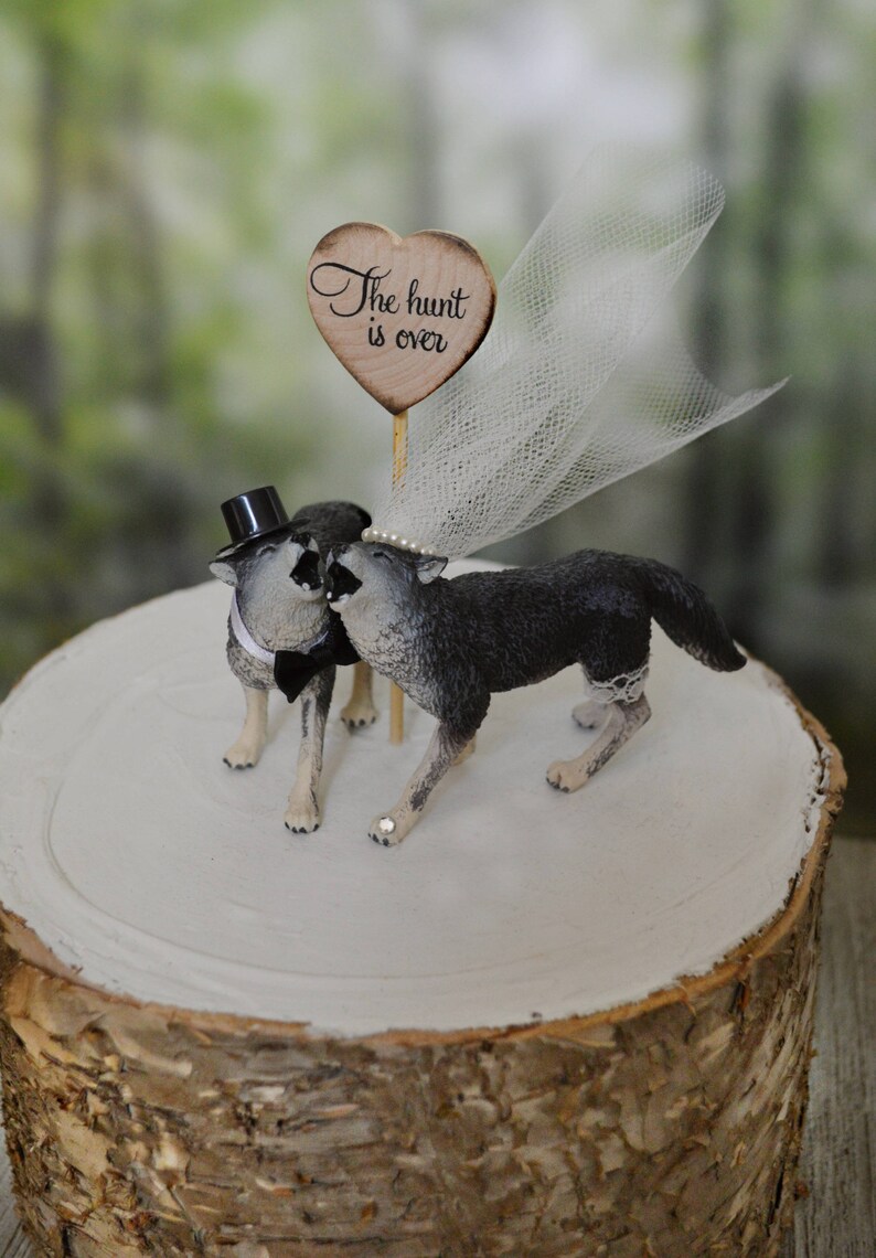Wolf wedding cake topper howling wolf native American Wolf wedding cake topper howling wolf native American