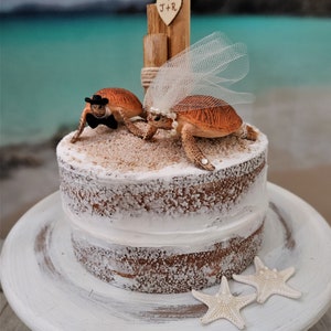 Sea turtle-bride-groom-Mr and Mrs-wedding-cake topper-beach-destination-turtle-ocean-turtle lover-starfish-grooms cake-woodland-animal image 5