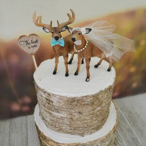 Buck and doe wedding cake topper bride and groom hunting couple antler hunting themed groom's cake camouflage deer wedding Bild 5