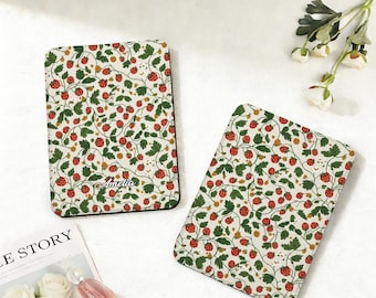 Etui Kindle z motywem dzikiej truskawki na Paperwhite 12" 7" / 11" 6,8" / 10" 6", Kindle 10" 11. generacji, Kindle 2024 Colorsoft Cover