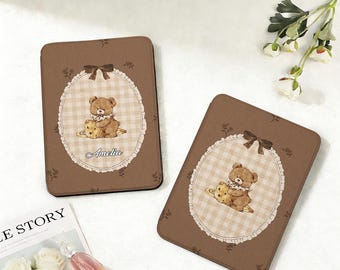 Etui na Kindle w stylu retro z uroczym misiem, z nadrukiem, do czytników Paperwhite 12, 7"/11, 6,8"/10, 6", Kindle 10, 11. generacji, Kindle 2024, Colorsoft Cover