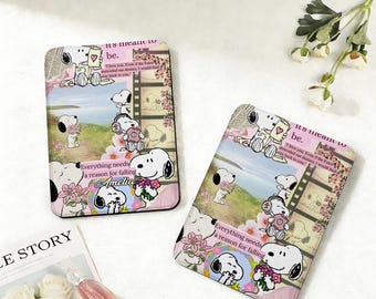 Uroczy, kolażowy pokrowiec na Kindle'a z motywem Snoopy'ego, do Paperwhite 12" 7"/11" 6,8"/10" 6", Kindle 10" 11. generacji, Kindle 2024 Colorsoft Cover