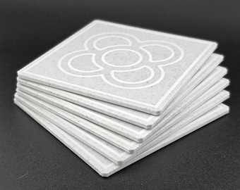Posavasos Efecto Mármol / Incrustaciones Blancas / Base de Corcho / Barcelona / BCN / Posavasos / Cantidad 6 / Tamaño 105 x 105 x 4 mm
