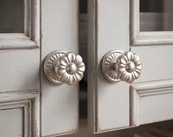 Flower Cabinet Knobs, Floral Drawer Knobs, Vintage Dresser Knob, Decorative Kitchen Cabinet Hardware, Cottagecore Cupboard Furniture Knobs