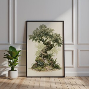 Op de afbeelding: Een ingelijste verticale wandkunstprint met een gedetailleerde illustratie van een knoestige, oude boom met getextureerde schors en weelderig groen gebladerte, geworteld op een bemoste, rotsachtige heuvel met kleine varens en grassen.