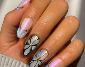 Butterfly unicorn with cat eye effect, press-on nails