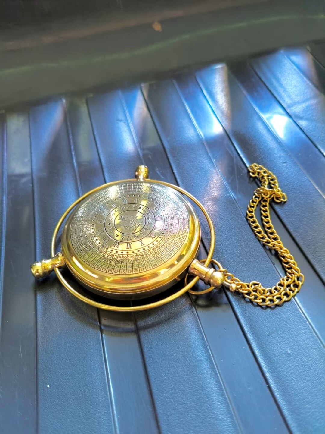 The Golden Compass 'original' Alethiometer Symbol Reader Truth Measure ...