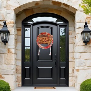 Bloody &quot;Enter If You Dare&quot; Halloween Wreath – Spooky Front Door Decor with Severed Fingers and Faux Blood