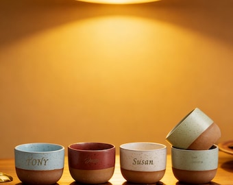 Taza de espresso personalizada con nombre, taza de café de cerámica hecha a mano, pequeño regalo para los amantes del café.