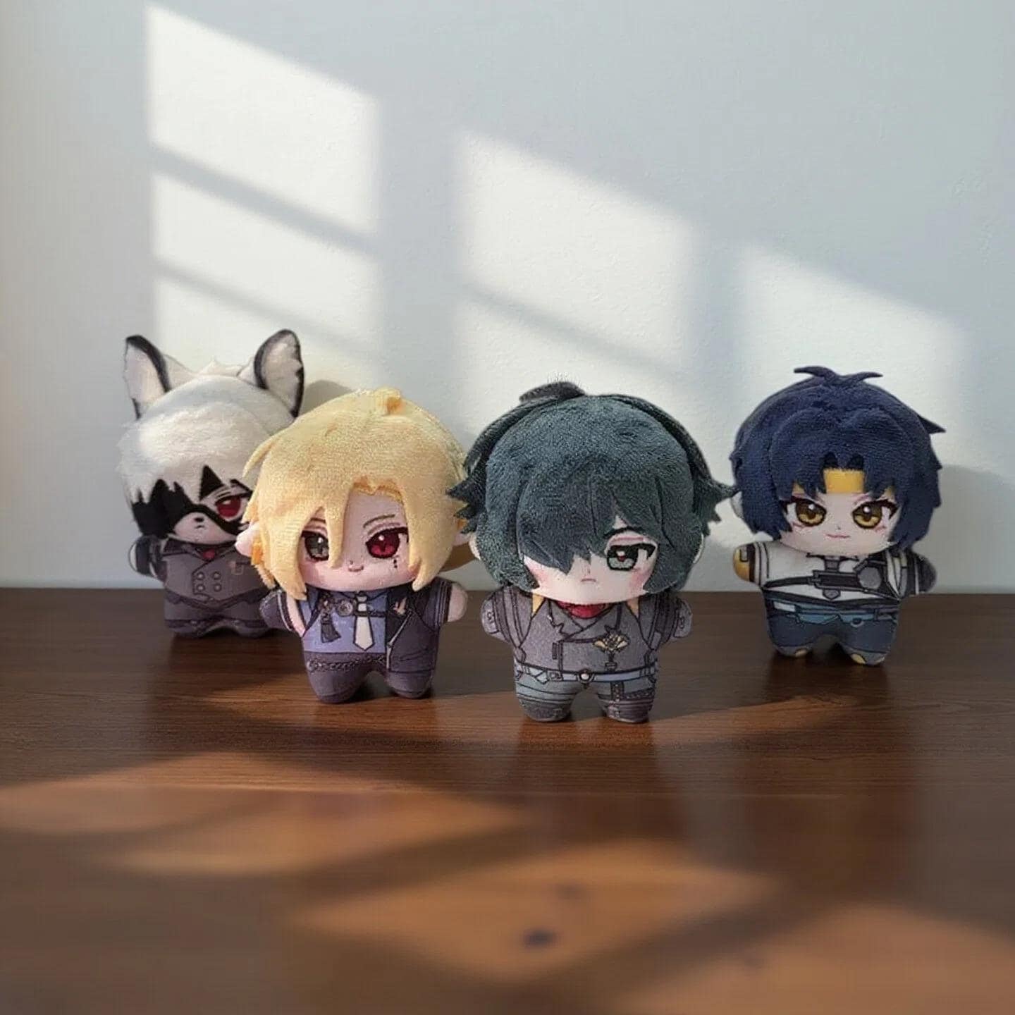 ユウシュンラン、ミズトンボソウ Zenless Zone Zero Plush | Hugo, Asaba Yuma, Von Lycaon, Light