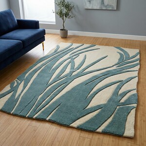 Abstract Organic Lines Area Rugs | Tufted Custom Sage Blue, Cream Teppich