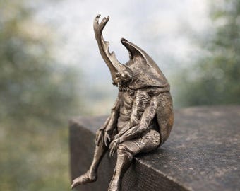 Brass Rhino Beetle Figurine – Vintage Insect Statue, Miniature Sculpture, Dark Antique Finish, Unique Desk Ornament, Home Décor