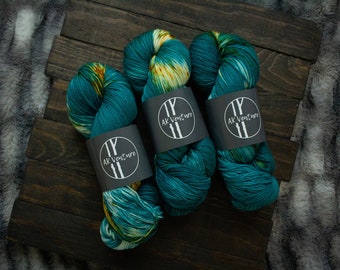 Lakeside | Fingering Weight | Hand dyed yarn | Sock Yarn | 4 Ply | 85/15 Superwash Extrafine Merino Wool Nylon | AK Venture Yarn