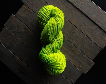 DYED-TO-ORDER - Glow | Tonal | Hand dyed yarn