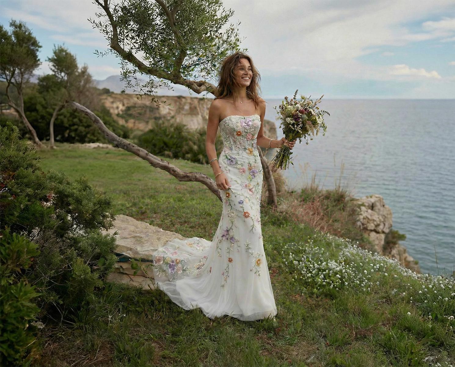 Lace and Tulle Mermaid Wedding Dress - Etsy Lace and Tulle Mermaid Wedding Dress - Etsy
