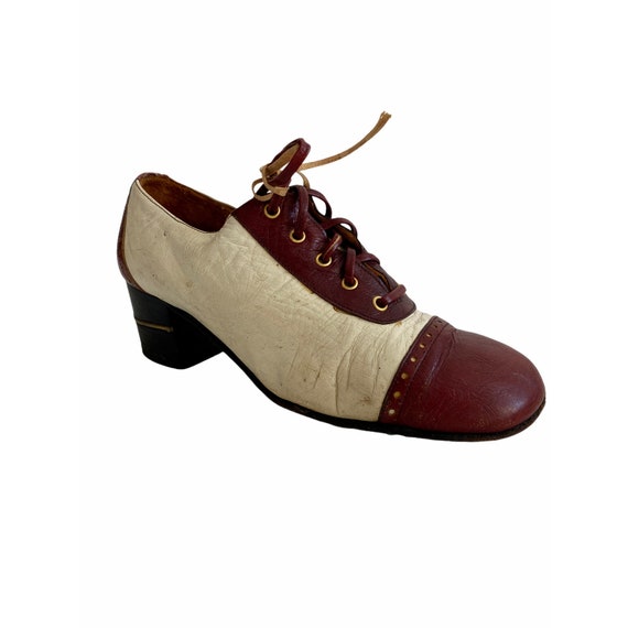 Vintage Etienne Aigner Women 5.5 Lace Up Shoes 196