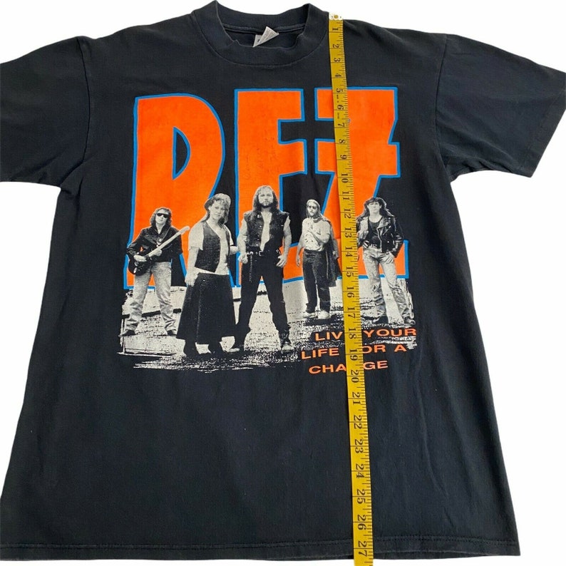 Dez Fafara Heavy Metal Band Vintage 1990s T Shirt Black Rock Glam Devil Driver
