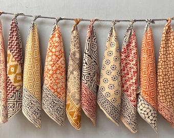 Set di 10 bandane in cotone biologico fatte a mano / bandana con stampa a blocchi indiana / foulard ecologico / bandana in cotone sostenibile per uomo e donna