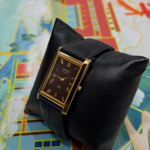 Seiko Vintage Slim Tank Quartz Watch – Men’s Gold-Plated Dress Watch, Black Roman Numerals Dial