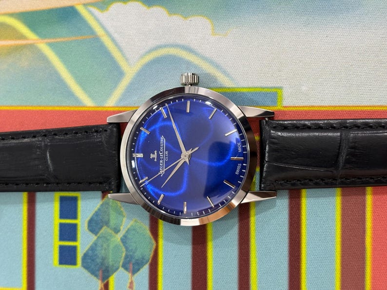 Vintage Jaeger-LeCoultre blue dial watch manual wind classic luxury wristwatch