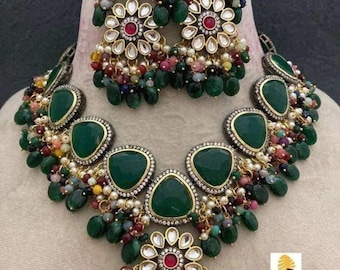 Emerald Indian Choker Necklace Set, Gold Plated