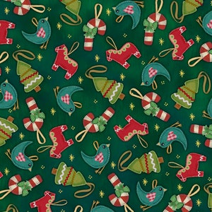 Ornaments in Green from Happiness ist Homemade Kollektion von QT Fabrics - 100% Baumwollstoff