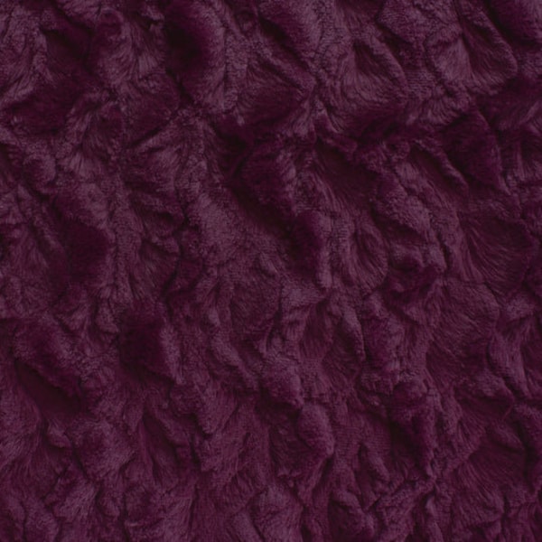 MINKY - Rojo Violeta Sólido Bella de la Colección de Telas Peludas de Lujo EZ Snuggle - Longitud del pelo: 15 mm - 100% poliéster