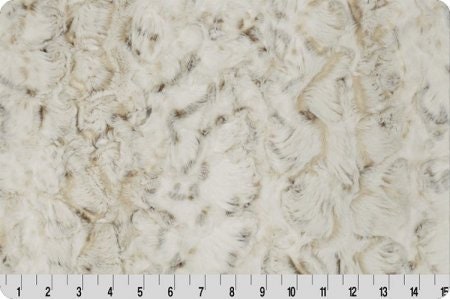FAT HALF 30" x 36" Snowy Owl Natural Luxe Cuddle&reg; MINKY Fabric from Shannon Fabrics - 