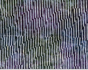 Tissu Batik - Denim Black & White Stripes de la collection Destination Himalaya par Northcott Fabrics - Batik 100% coton