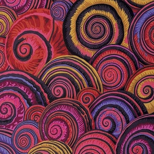 Puede incluir: Patrón abstracto de círculos concéntricos coloridos, giratorios, en tonos de rosa, morado, rojo y dorado. Los círculos están superpuestos y se superponen, creando una sensación de profundidad y movimiento.