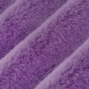 Peluche phoque Cuddle® Luxe tulipe violette à poils longs MINKY de tissu Shannon - 15 mm