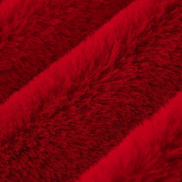 Peluche phoque Cuddle® Luxe rouge cardinal MINKY à poils longs de tissu Shannon - 15 mm