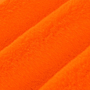 Luxe Cuddle® Seal in Neon Blaze Orange Hoogpolige pluche harige luxe MINKY van Shannon-stof - 15 mm stapel - U kiest de snit