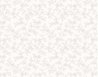 Lacy Vines i mjukt vitt från Solitaire Whites-kollektionen av Maywood Studios - 100 % bomull av Quilt Shop-kvalitet