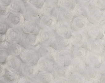 WYCOFANY Z PRODUKCJI Minky-Luxe Snuggle Rose w kolorze srebrnym firmy EZ Fabric 12 mm
