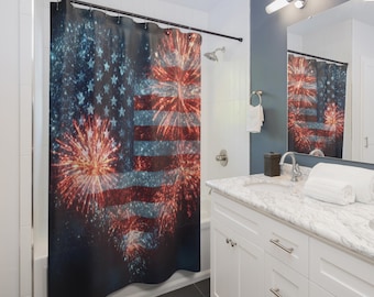 Herz-Flaggen-Entwurfs-Duschvorhang | USA Flagge Design | Unabhängigkeitstag Dekor | Feuerwerk Theme | Badezimmer Accessoires | Vierter Juli