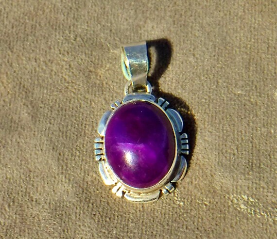 Natural Gem AAA  Gel Sugilite Pendant   #1866-BP